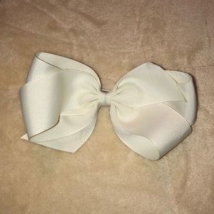Hair bow